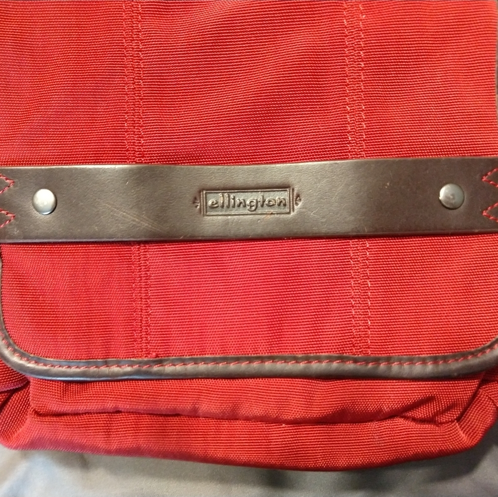 Ellington Crossbody Purse/Bag